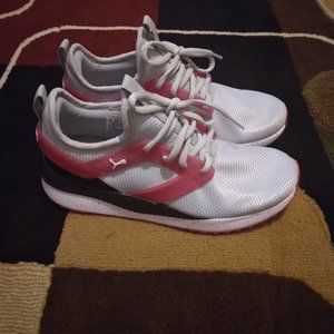 PUMAS PACER NEXT SNEAKERS